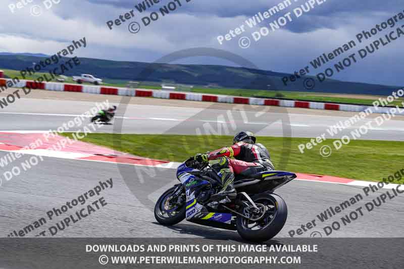 cadwell no limits trackday;cadwell park;cadwell park photographs;cadwell trackday photographs;enduro digital images;event digital images;eventdigitalimages;navarra;no limits trackdays;peter wileman photography;racing digital images;trackday digital images;trackday photos